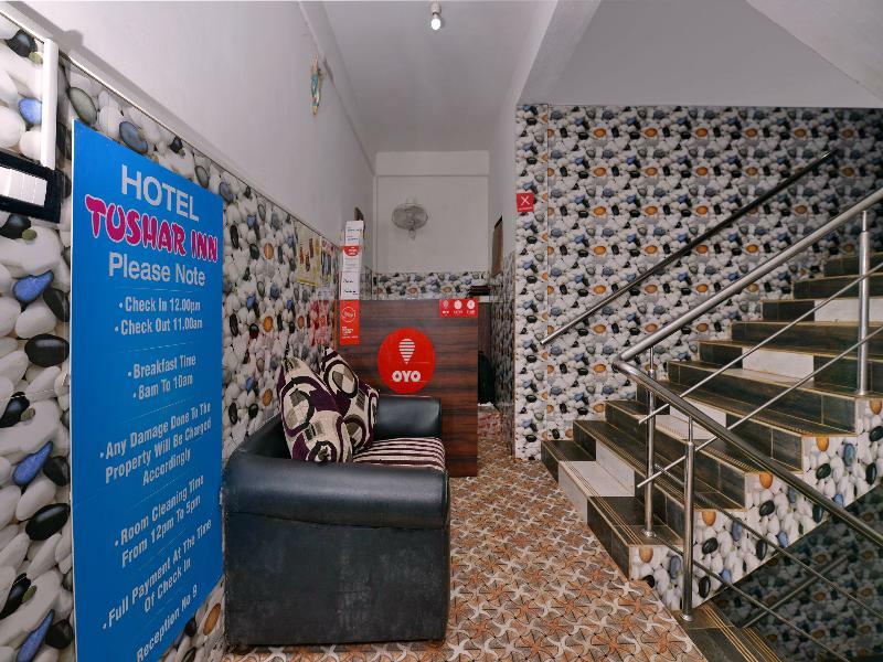 Oyo 10809 Hotel Tushar Inn Бага Екстериор снимка