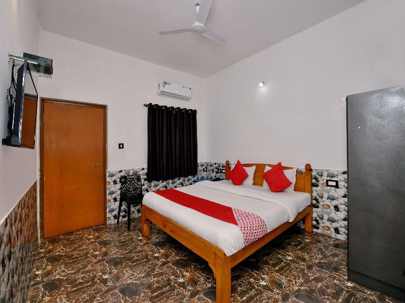 Oyo 10809 Hotel Tushar Inn Бага Екстериор снимка
